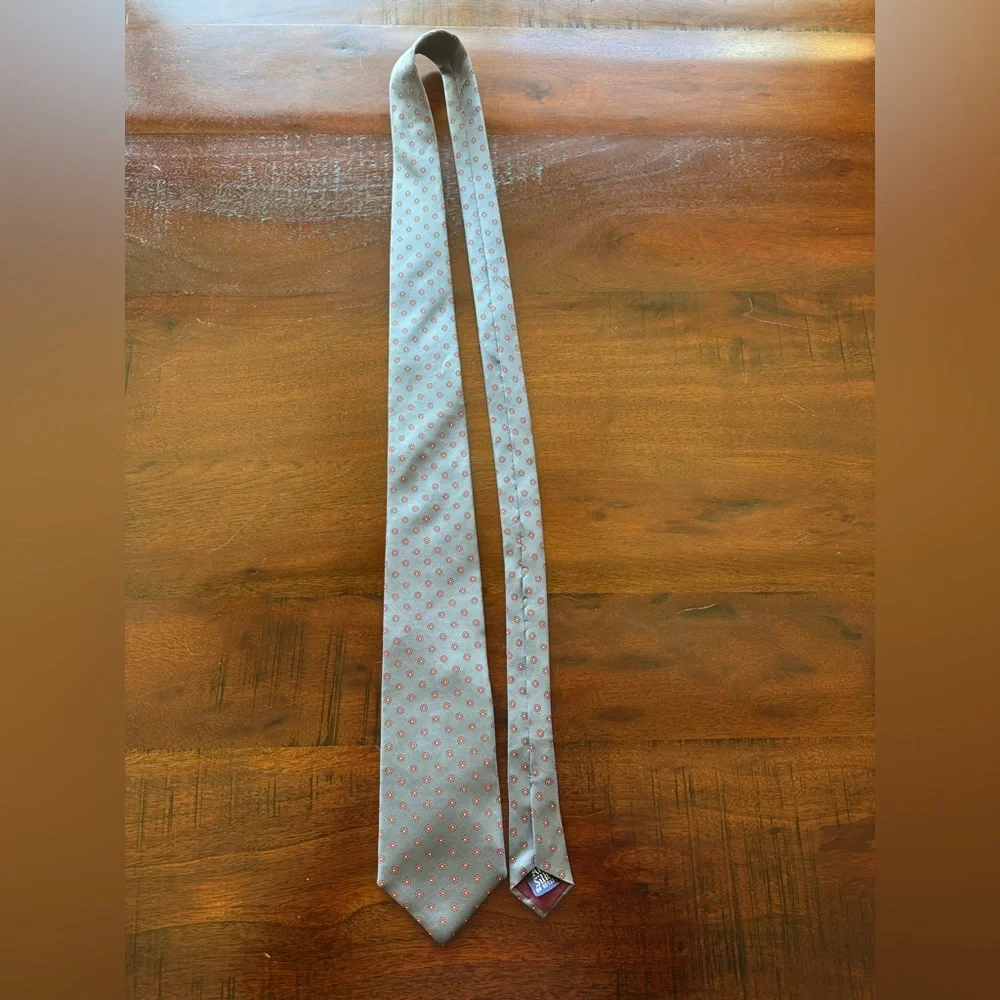 Vintage 1990s Windsor Shirt Company Silk Tie Gray Red Circle Pattern